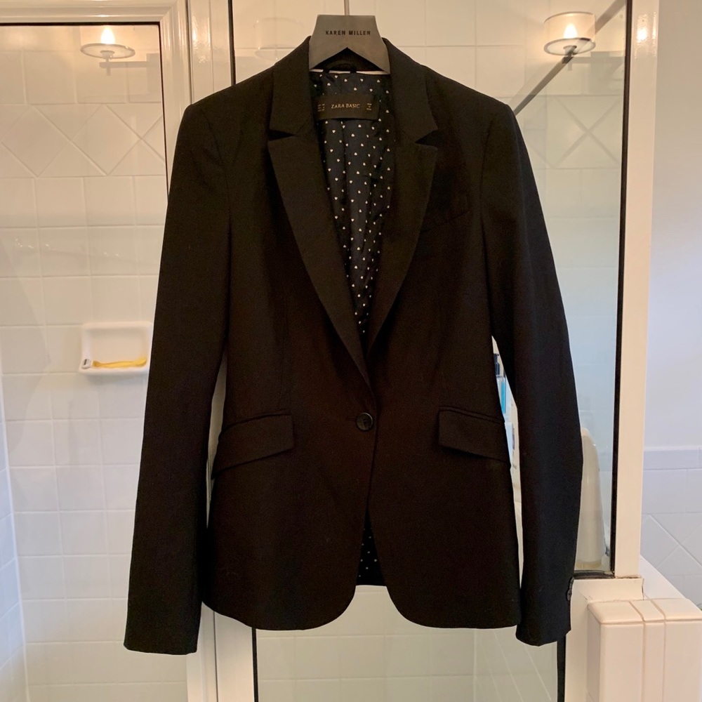 Black Zara Blazer